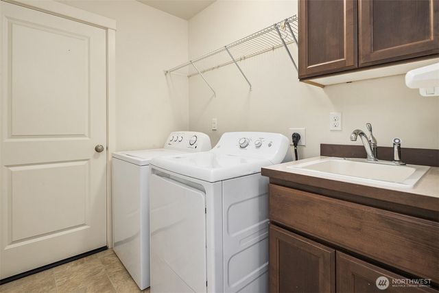 5402 165th Place SW, Lynnwood, WA 98037