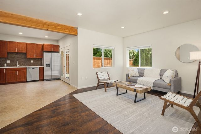 5402 165th Place SW, Lynnwood, WA 98037