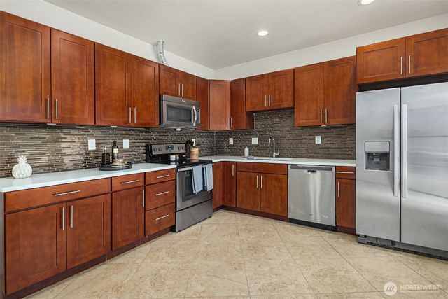 5402 165th Place SW, Lynnwood, WA 98037