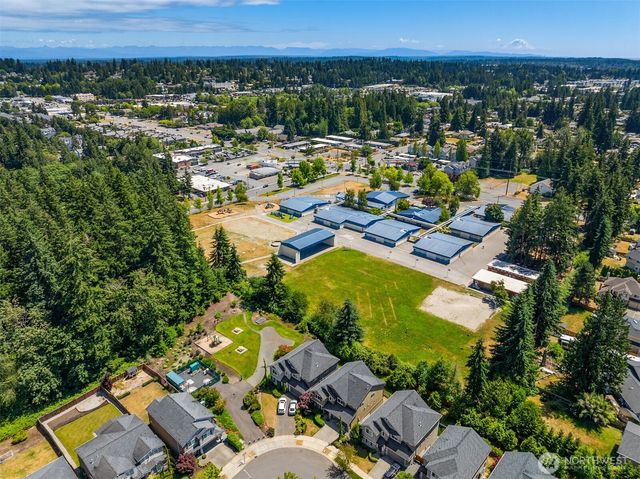5402 165th Place SW, Lynnwood, WA 98037