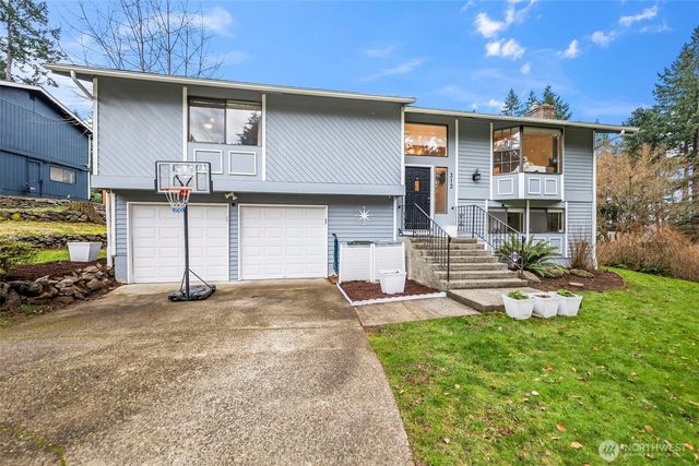 312 Point Fosdick Place NW, Gig Harbor, WA 98335