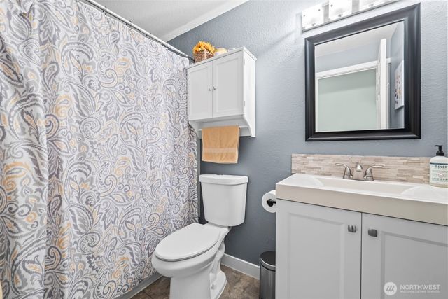 312 Point Fosdick Place NW, Gig Harbor, WA 98335