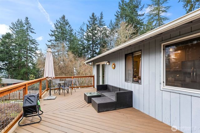 312 Point Fosdick Place NW, Gig Harbor, WA 98335