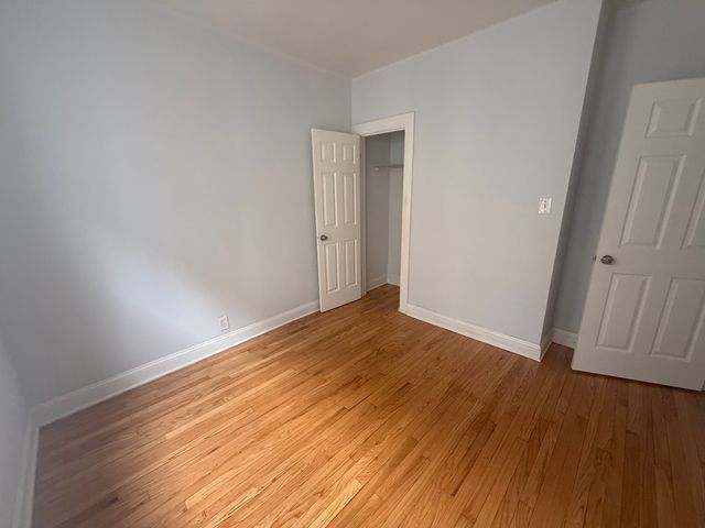 7342 N Damen Avenue 2, Chicago, IL 60645