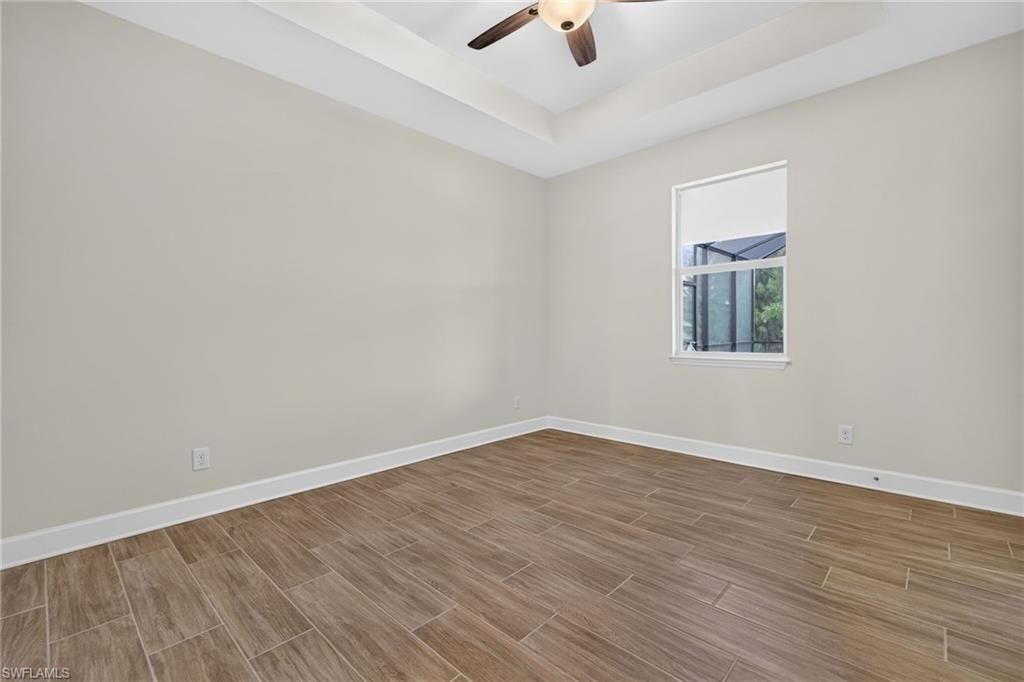 Image 22 of property listing at 629 SW 13th ST, Cape Coral, FL 33914