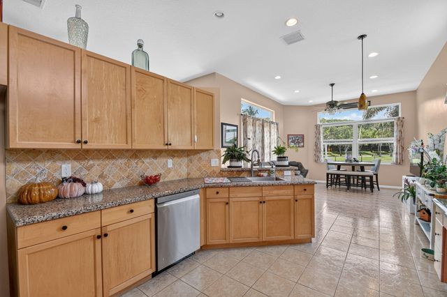 2142 Balsan Way, Wellington, FL 33414