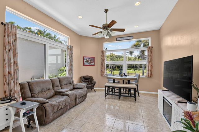 2142 Balsan Way, Wellington, FL 33414