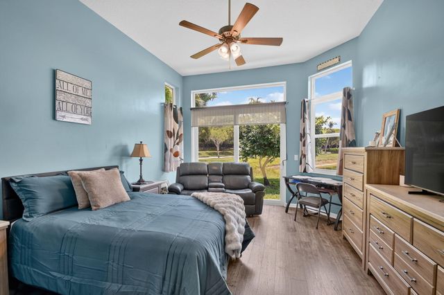 2142 Balsan Way, Wellington, FL 33414