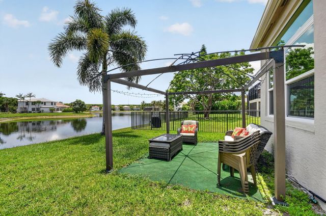 2142 Balsan Way, Wellington, FL 33414