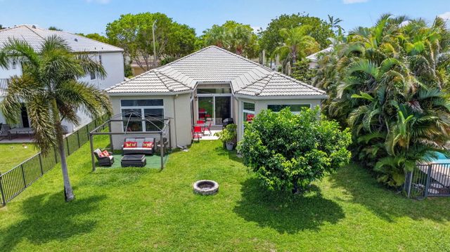 2142 Balsan Way, Wellington, FL 33414
