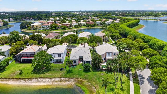 2142 Balsan Way, Wellington, FL 33414