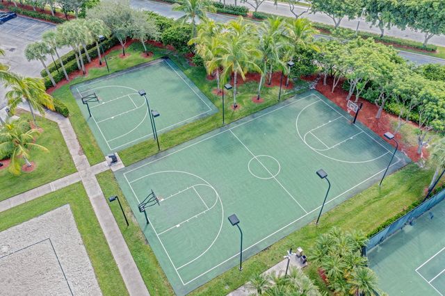 2142 Balsan Way, Wellington, FL 33414