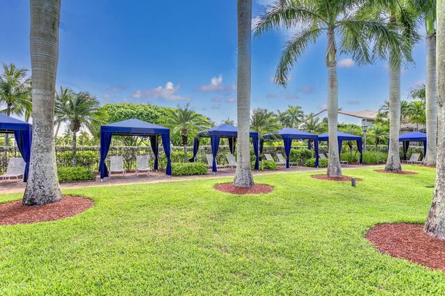 2142 Balsan Way, Wellington, FL 33414