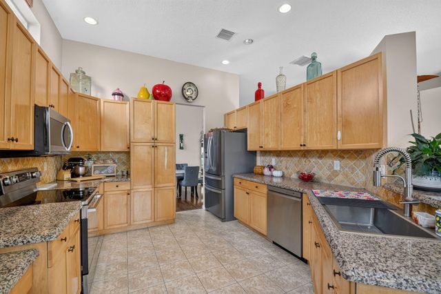 2142 Balsan Way, Wellington, FL 33414