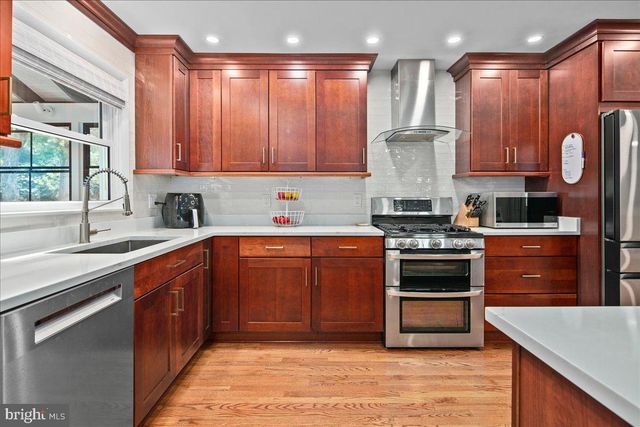 3115 LITTLE CREEK LN, Alexandria, VA 22309