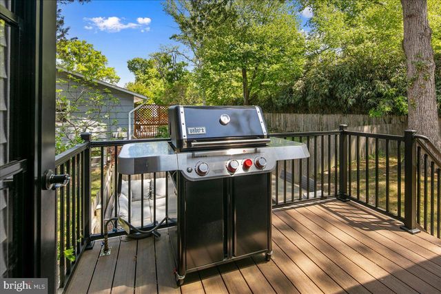 3115 LITTLE CREEK LN, Alexandria, VA 22309