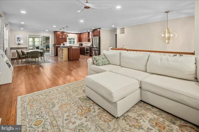 3115 LITTLE CREEK LN, Alexandria, VA 22309