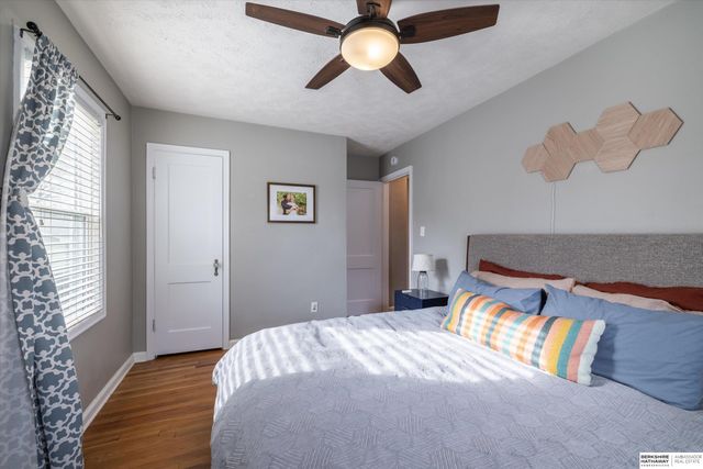 1722 N 49th Street, Omaha, NE 68104