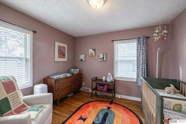 1722 N 49th Street, Omaha, NE 68104