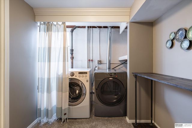 1722 N 49th Street, Omaha, NE 68104