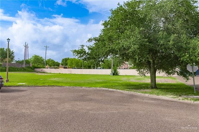 1217 S Toledo Street, Pharr, TX 78577