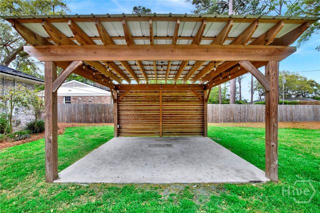 12 Fallowfield Drive, Savannah, GA 31406