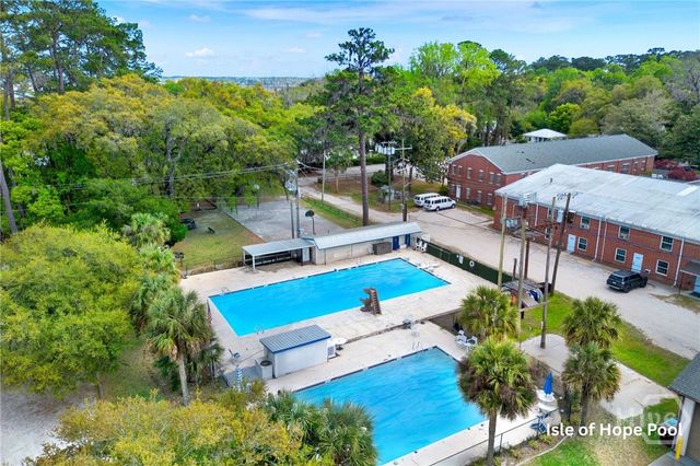 12 Fallowfield Drive, Savannah, GA 31406