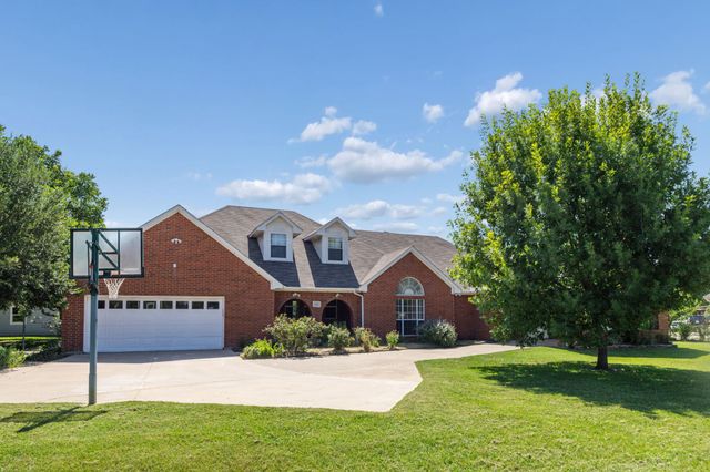 2412 Chickering Road, Cleburne, TX 76031