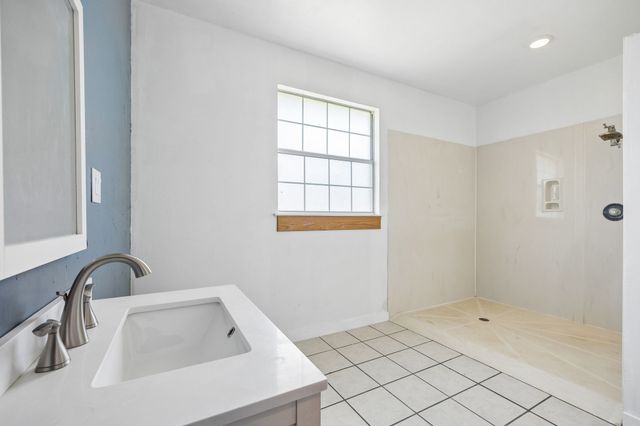 2412 Chickering Road, Cleburne, TX 76031