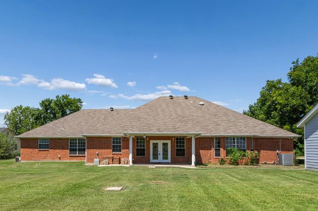 2412 Chickering Road, Cleburne, TX 76031