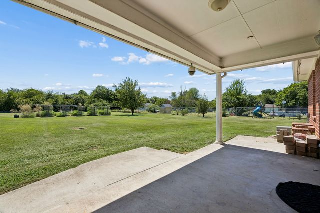 2412 Chickering Road, Cleburne, TX 76031