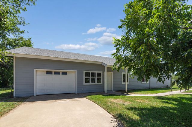 2412 Chickering Road, Cleburne, TX 76031