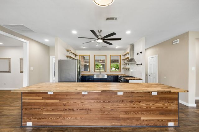 2412 Chickering Road, Cleburne, TX 76031