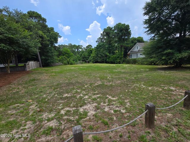 8205 Bald Eagle Lane, Wilmington, NC 28411