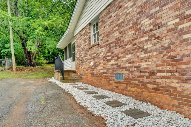 210 Fleetwood Drive, Greenville, SC 29605