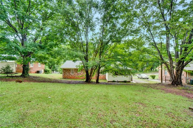210 Fleetwood Drive, Greenville, SC 29605