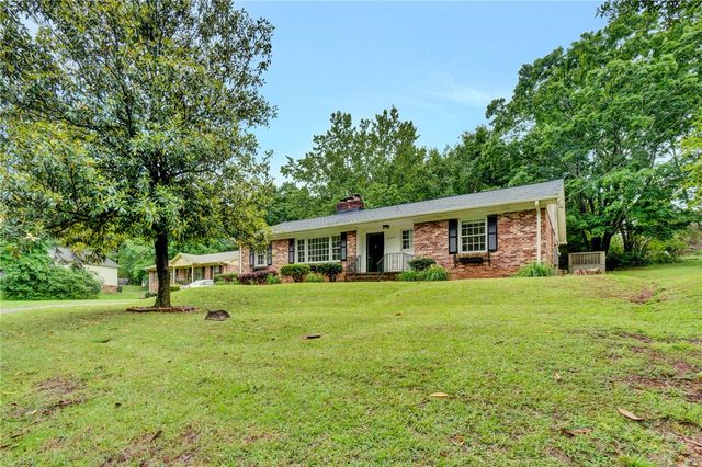 210 Fleetwood Drive, Greenville, SC 29605