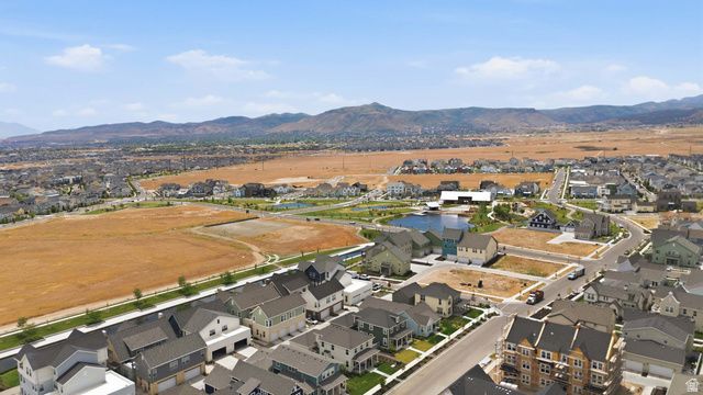 11363 S WATERCOURSE RD, South Jordan, UT 84009