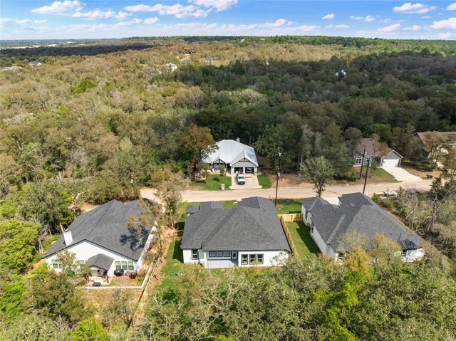 127 Hilea CT, Bastrop, TX 78602