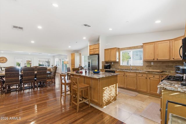 4715 N 68 Street, Scottsdale, AZ 85251