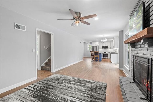 3147 Black Swan Drive, Shawnee, KS 66216