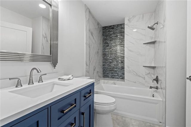 3147 Black Swan Drive, Shawnee, KS 66216