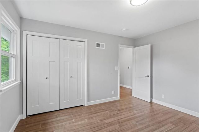 3147 Black Swan Drive, Shawnee, KS 66216