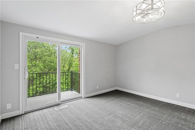 3147 Black Swan Drive, Shawnee, KS 66216