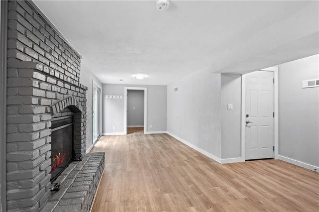 3147 Black Swan Drive, Shawnee, KS 66216