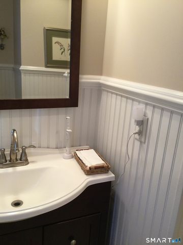 252 Agawam Drive A, Stratford, CT 06614