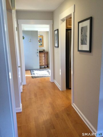 252 Agawam Drive A, Stratford, CT 06614