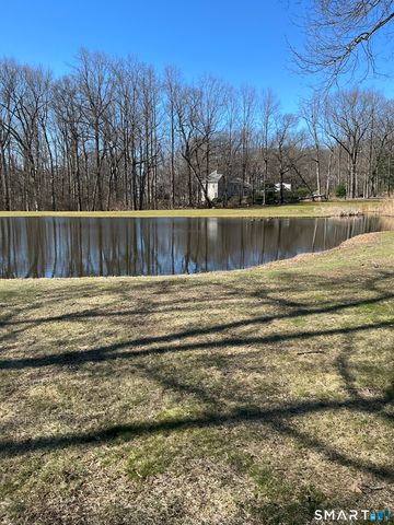 252 Agawam Drive A, Stratford, CT 06614