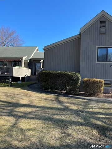 252 Agawam Drive A, Stratford, CT 06614