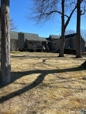 252 Agawam Drive A, Stratford, CT 06614